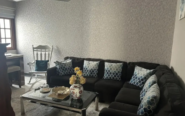 Mango restaurant and apartment hotel