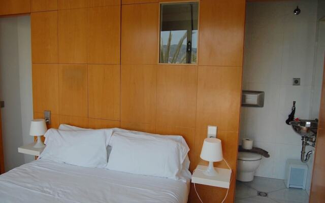 Port Alegre Attic by Hello Apartments Sitges