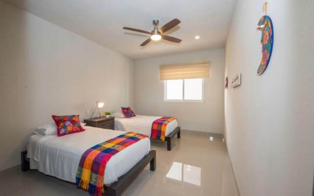Los Azulejos 5D 3 BR by Casago