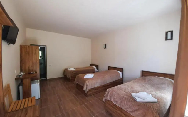 LucyTour Hotel Resort