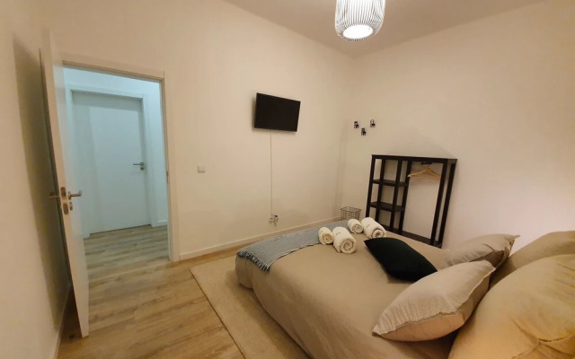 Lisbon Chile Out Rooms By Host-Point