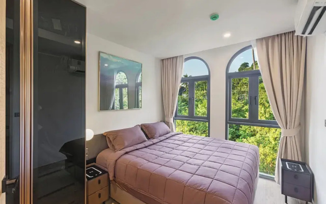 One bedroom Palmetto Condo Karon A 606