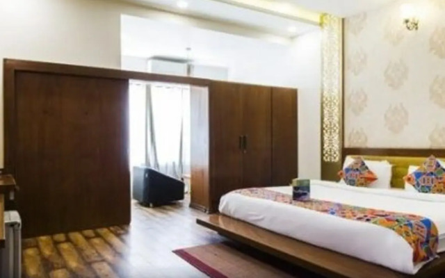 Hotel Golden Sands, Jaipur