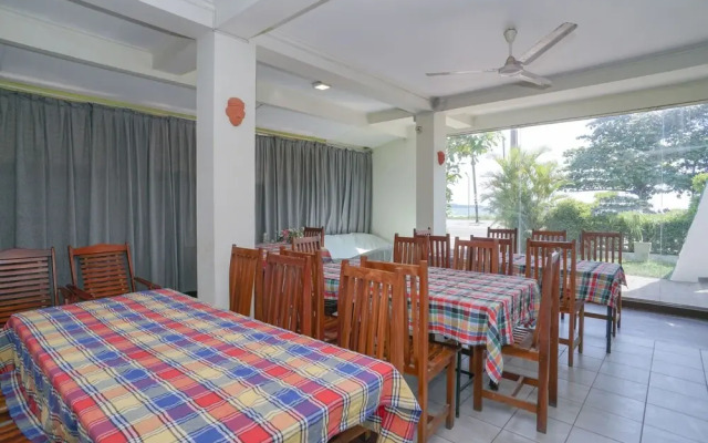 OYO 512 Agra Lanka Beach Resort