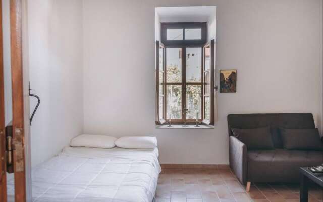Melody House in Roustika