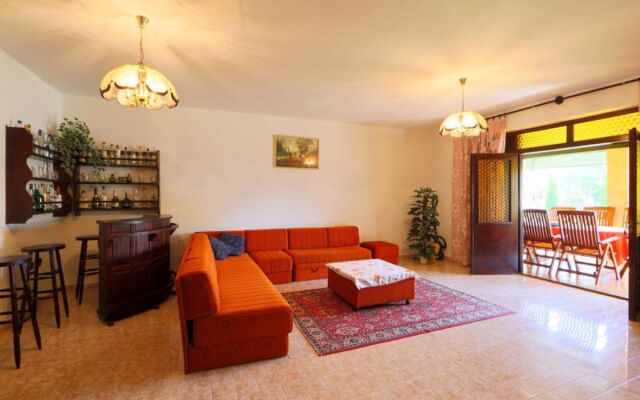 House Akazie Balatonmariafurdo