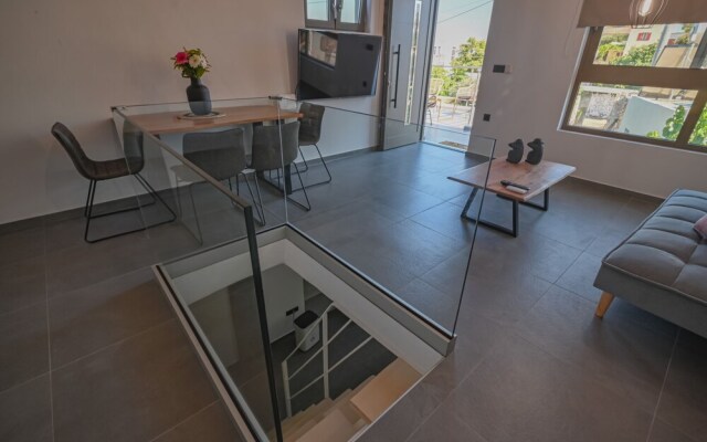 Villa Garifalia with Sauna & Hydromassage