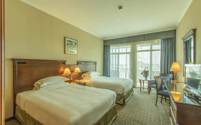 Swissotel Al Murooj Dubai Hotel