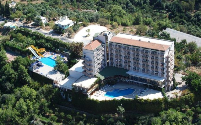 Akropol Hotel
