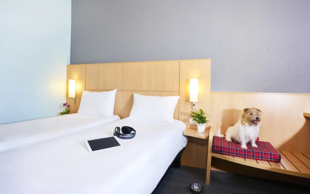 Albergo ibis Como