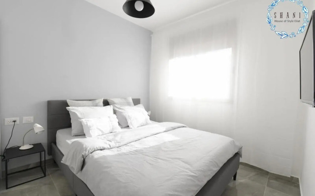 Shani House of Style