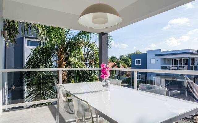 Elegant & Fully Equipped Apartment - Balcony W/ Pool View
