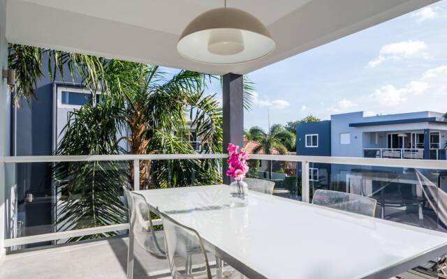 Apt 80M2 Jan Thiel Area W/ Balcony, Pool & Tropical Garden