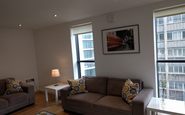 Elephant and Castle Apartment