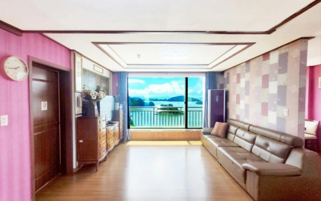 Yeosu Gloria Pension