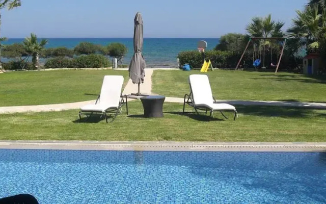 Ionion Beachfront Villa