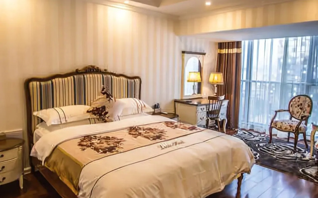 Lantis Hotel