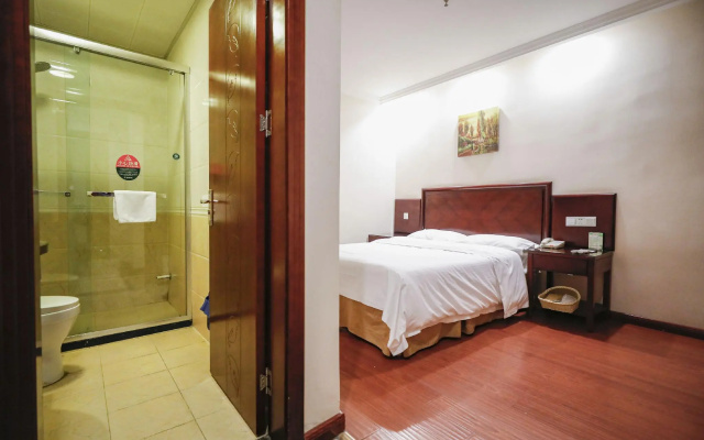 GreenTree Inn Hefei Railway Station Metro Station Zhanqian Road Square Express Hotel – Guest Rooms – Hefei