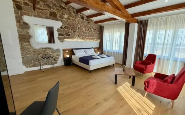 EXORIA Luxury Rooms & Spa
