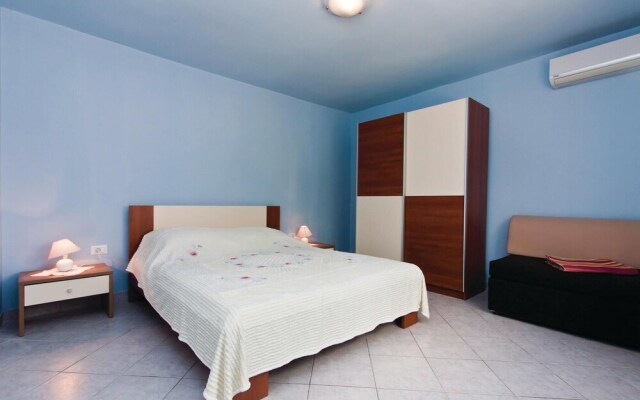 Nice Home in Pula With Wifi and 4 Bedrooms