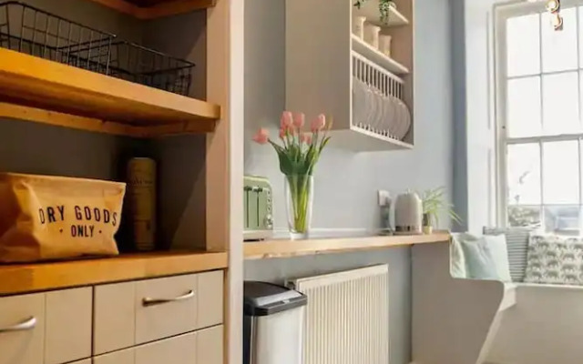 City Centre - 1 Bed - Sleeps 2 - Pet Friendly