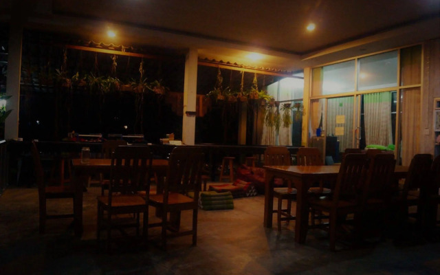 Phangan Farm Stay Resort