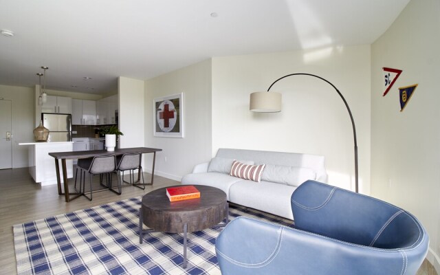 Sunny Lower Allston Suites by Sonder