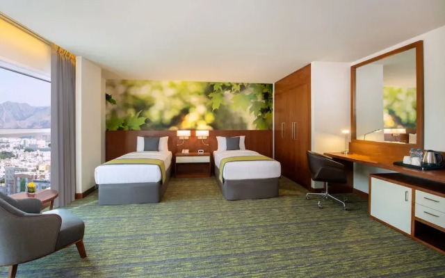 Levatio Hotel & Suites