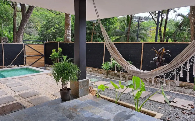Zoa Villas - 2 minutes to the beach