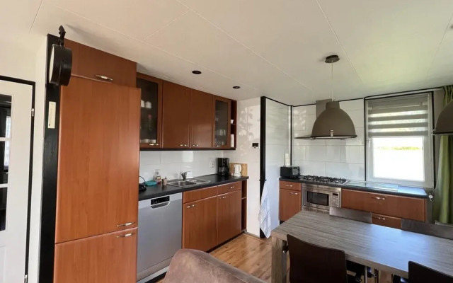 Comfortable Bungalow for 4 People