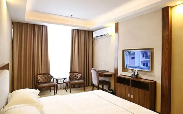 Guangzhou Helong Hotel