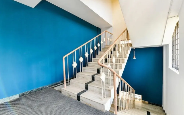 Empire Plaza By OYO Rooms