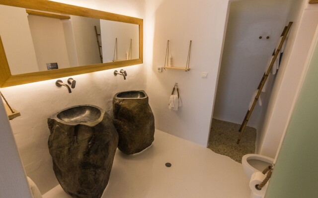 Salt Suites
