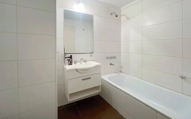 Spacious Studio in San Telmo With Balcony, Gym & Pool