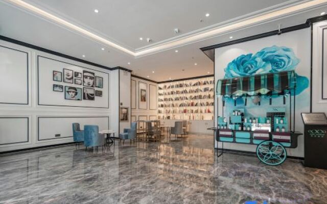 Xana Hotelle(Shanghai Hongqiao International Airport Jiuting Store)