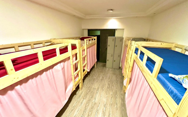 Heartland Hostel