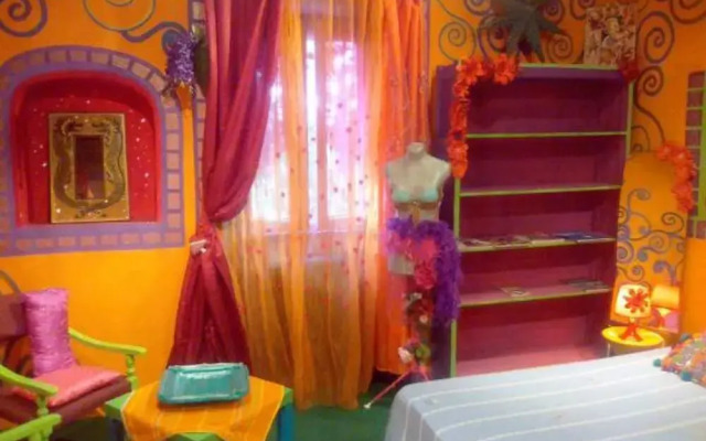 Calcata Artists Room