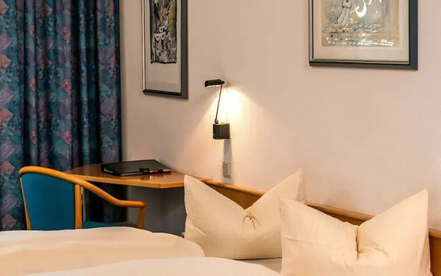 Median Hotel Garni