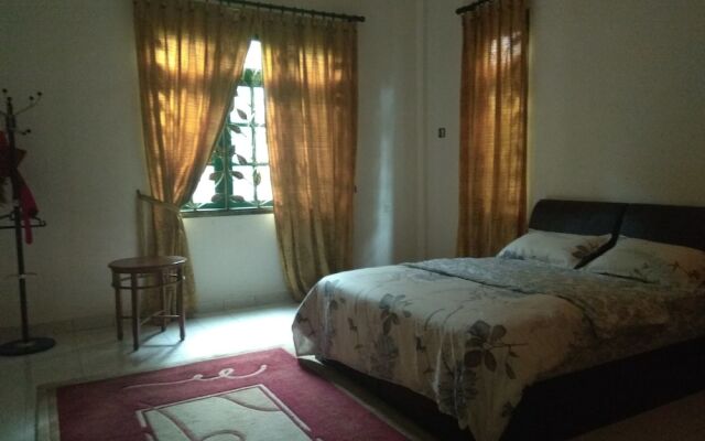 Villa Shamir near KLIA