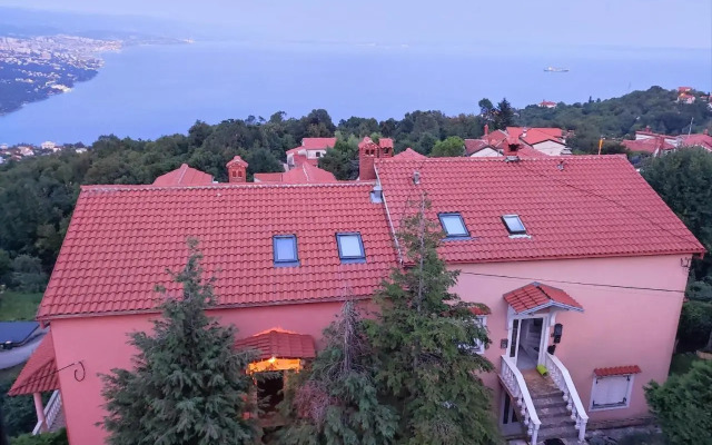Uphill Opatija Apartment