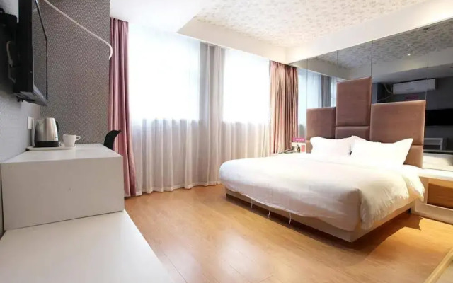 Beijing Heartbeat Theme Hotel