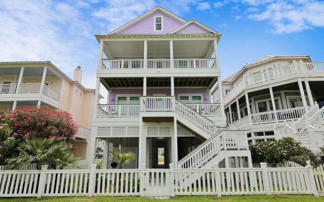 The Conch Castle 5 Bedroom Home