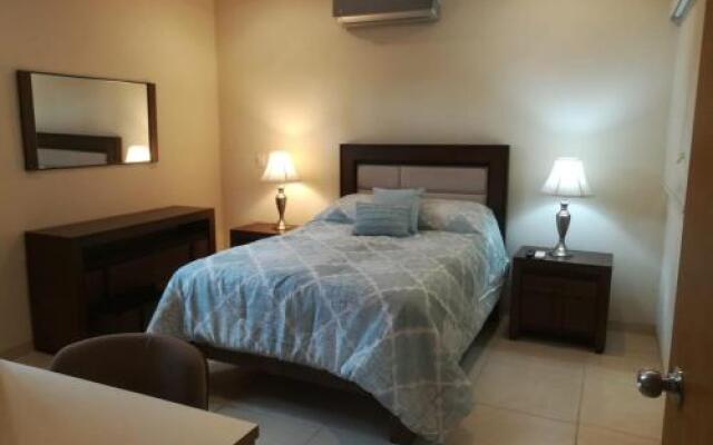 Casa Luna Suites