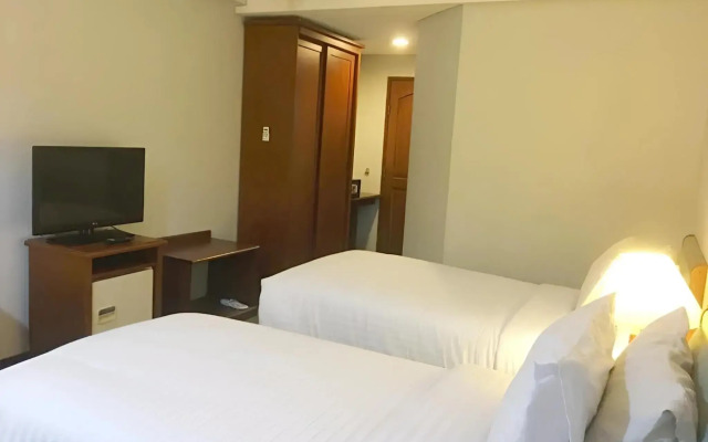 Paragon Gallery Hotel