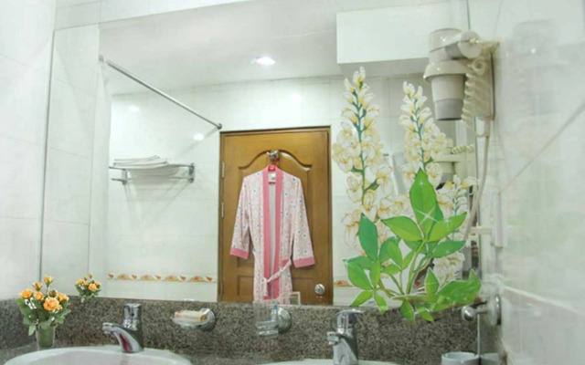 Excel Treasure Hotel
