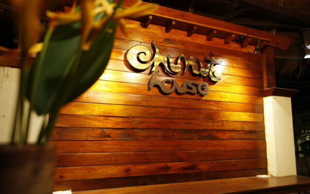 Chunut House Resort