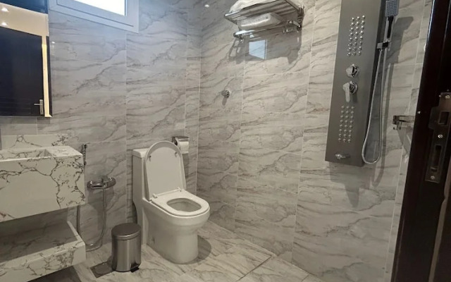 Elite House