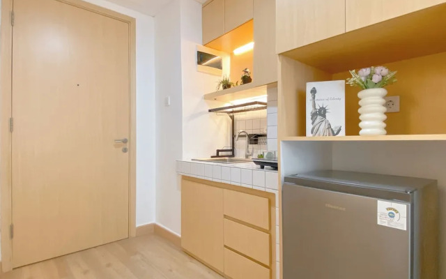 Simply Studio Apartment At Pollux Chadstone