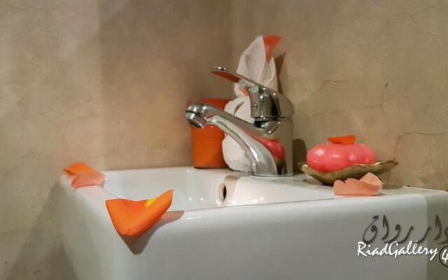 Riad Gallery 49
