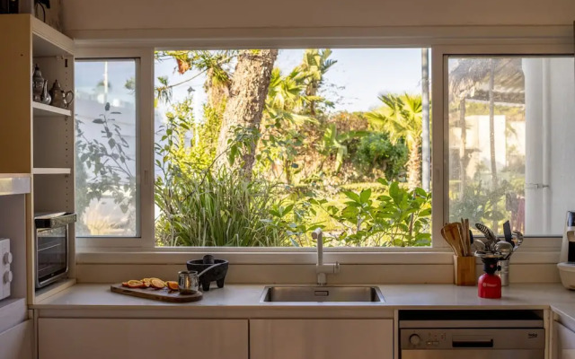 Caesarea Sea-Side Retreat by Sea N' Rent